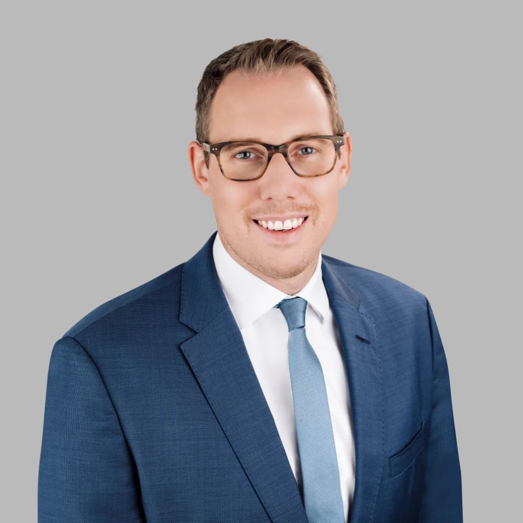 Christoph Mauer · Director und Unit Lead Insurance Consulting